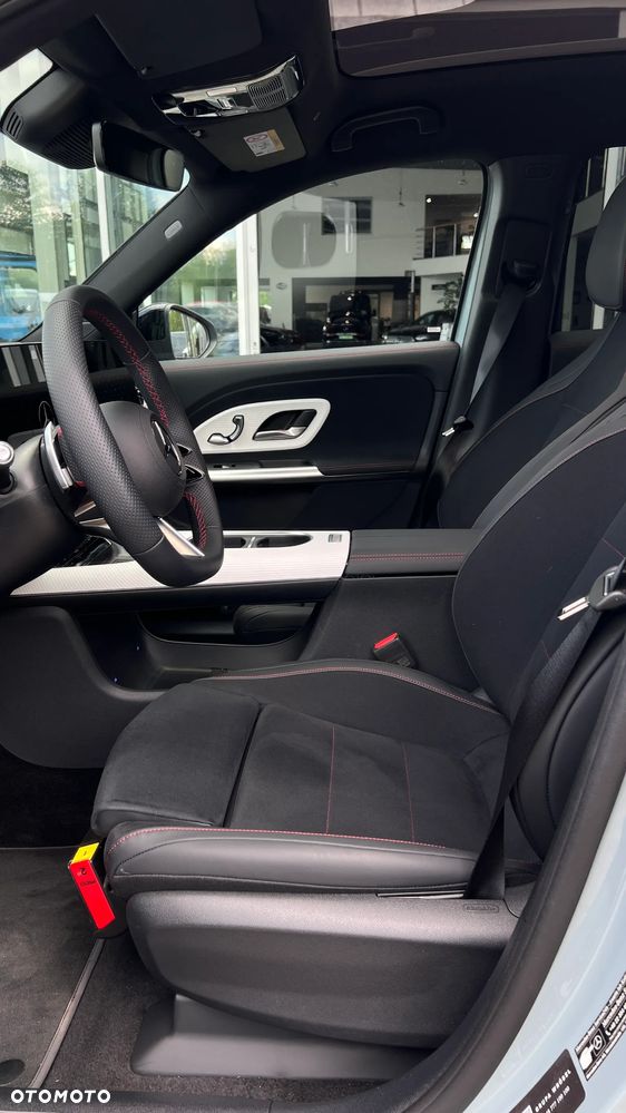 Mercedes-Benz GLB 250+ EQ 85kWh - 10
