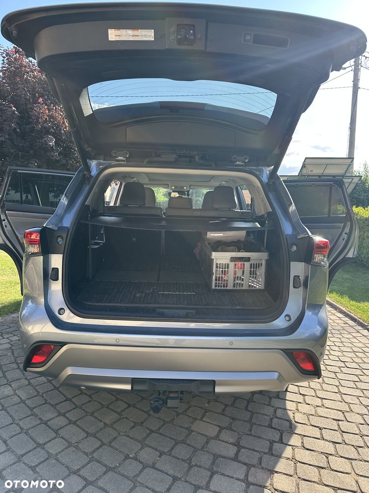 Toyota Highlander 2.5 Hybrid Executive - 19