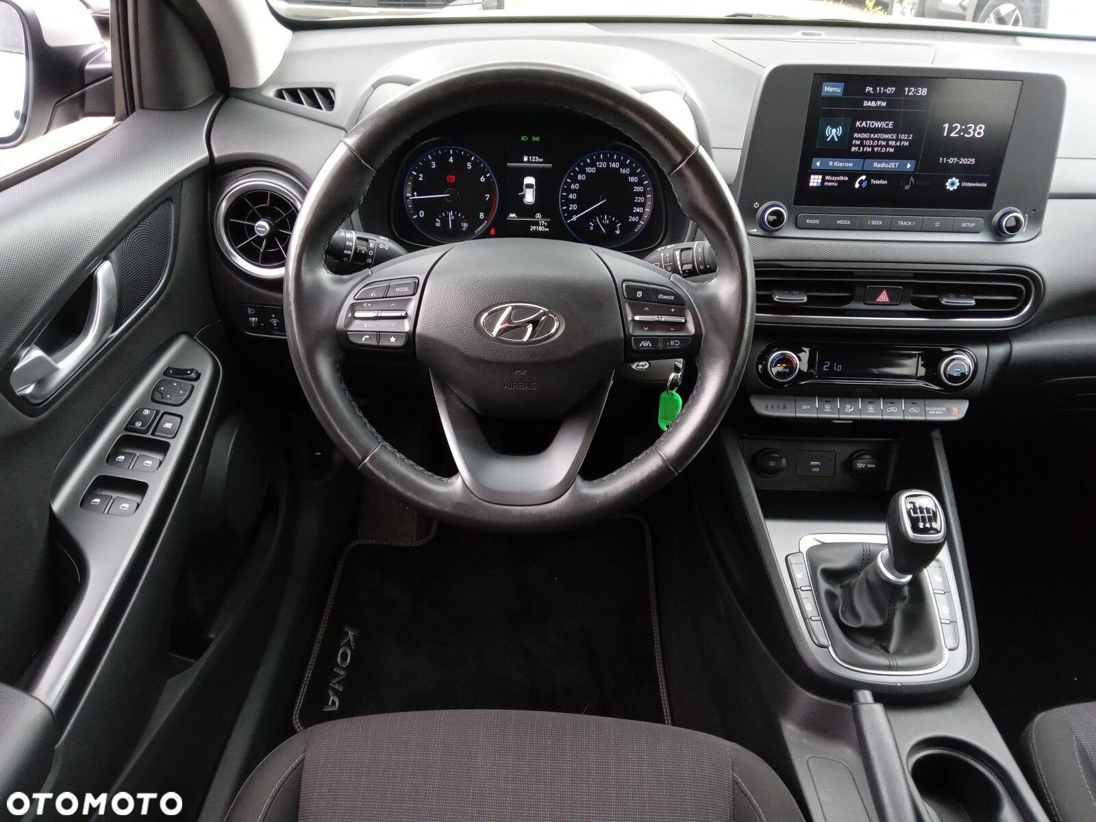 Hyundai Kona - 12