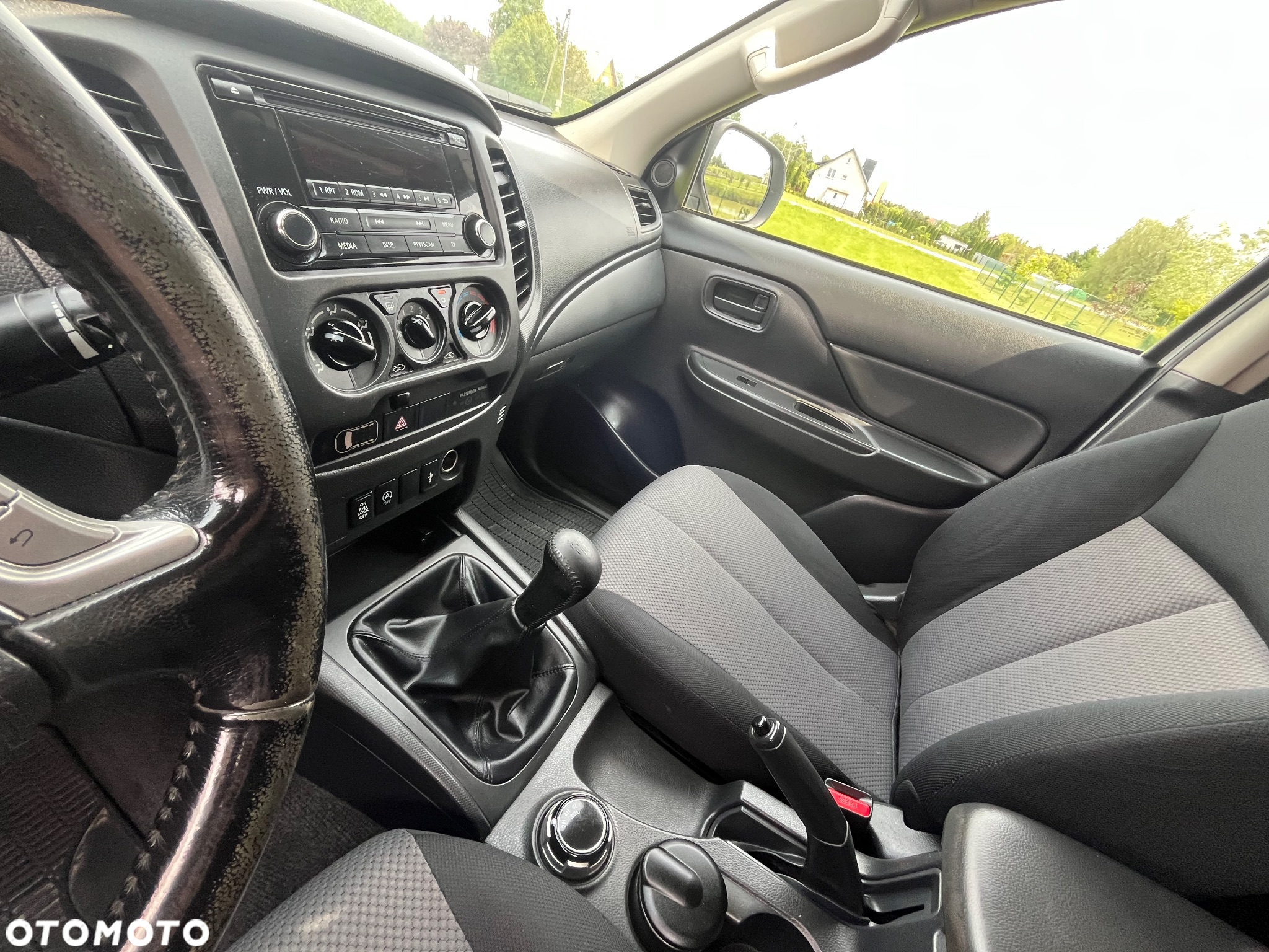 Mitsubishi L200 - 24