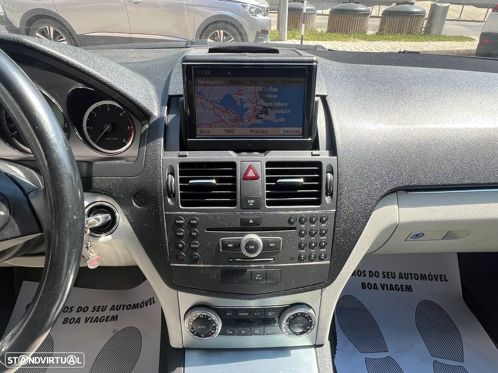 Mercedes-Benz C 250 - 10