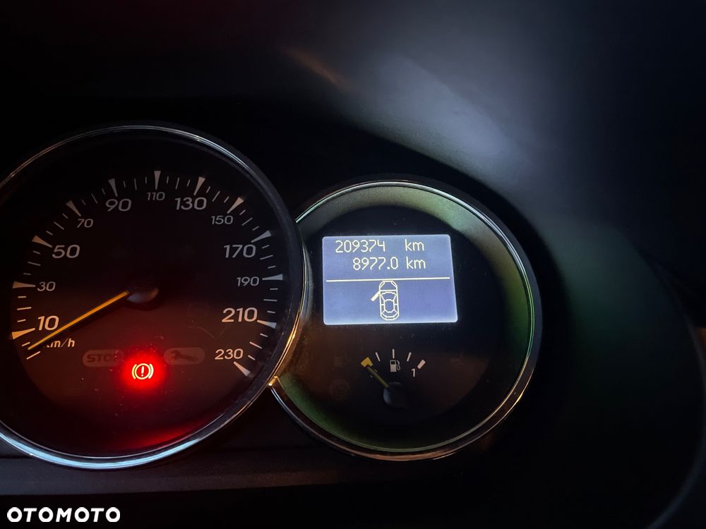 Renault Fluence 1.6 16V Expression - 7