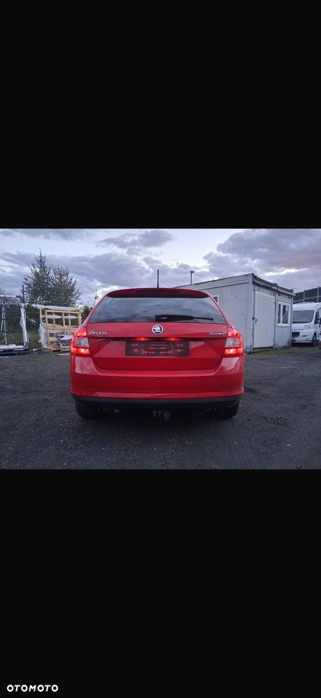 Skoda RAPID 1.4 TSI DSG Edition - 6