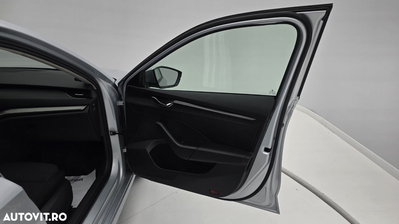 Skoda Octavia Combi 2.0 TDI Ambition - 18