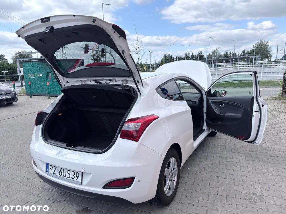 Hyundai i30 1.6 CRDi Premium - 30
