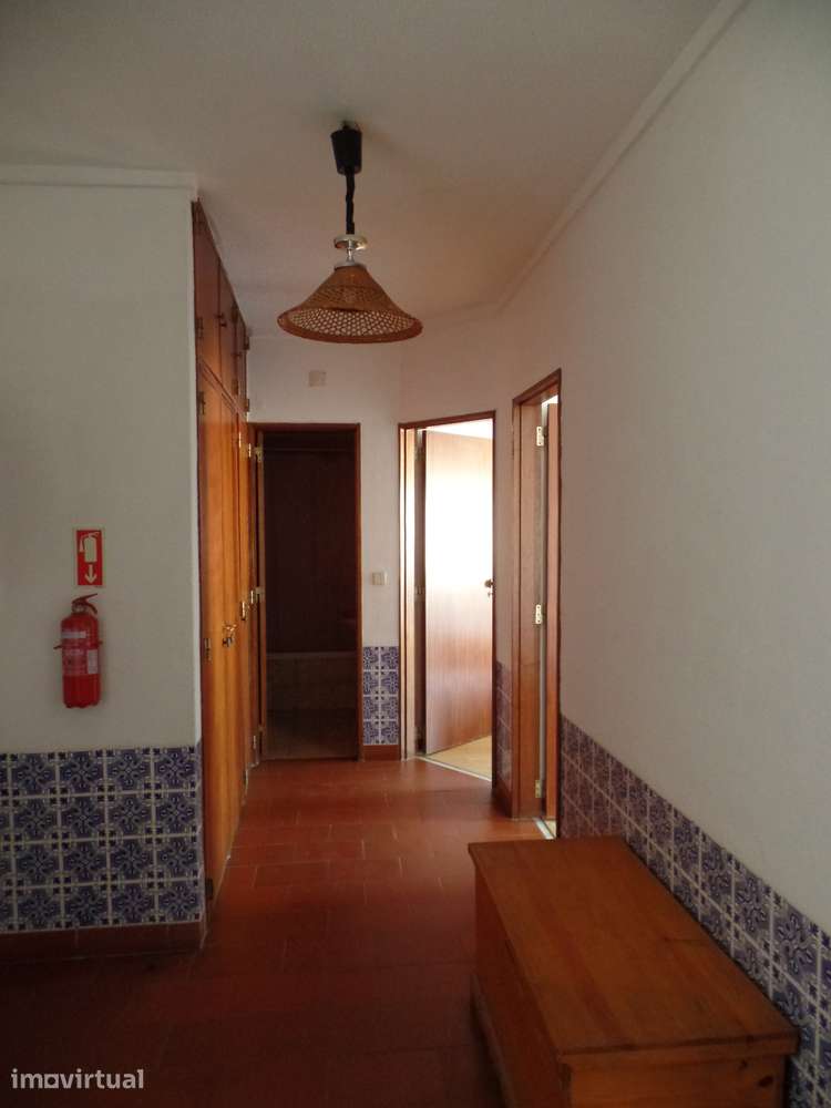 T2 PARA ARRENDAMENTO – A 2 MINUTOS A PÉ DA PRAIA DA CAPARICA - Grande imagem: 5/14
