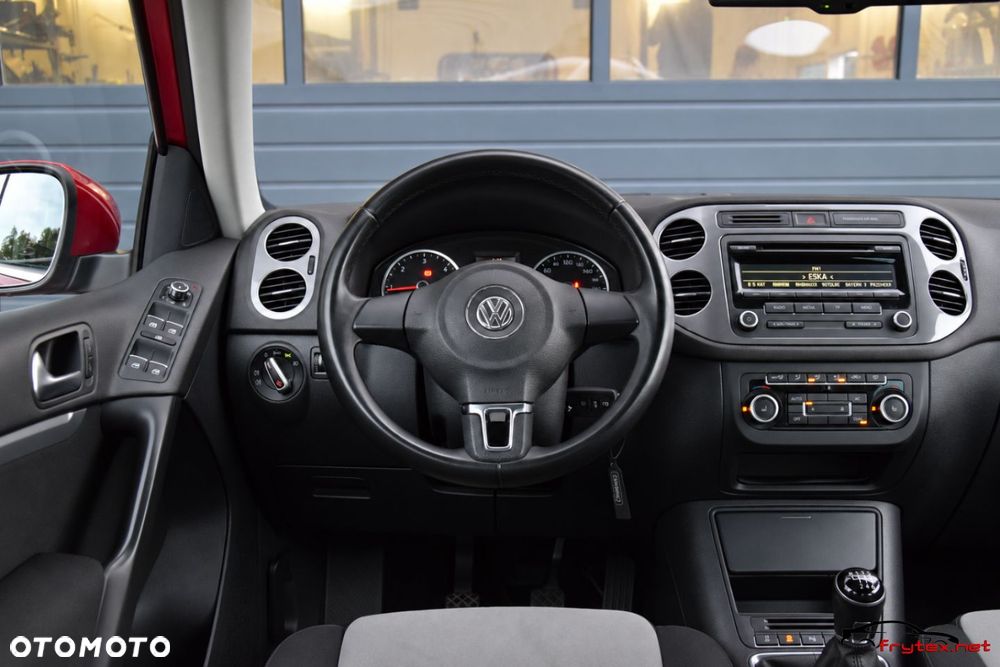 Volkswagen Tiguan - 32