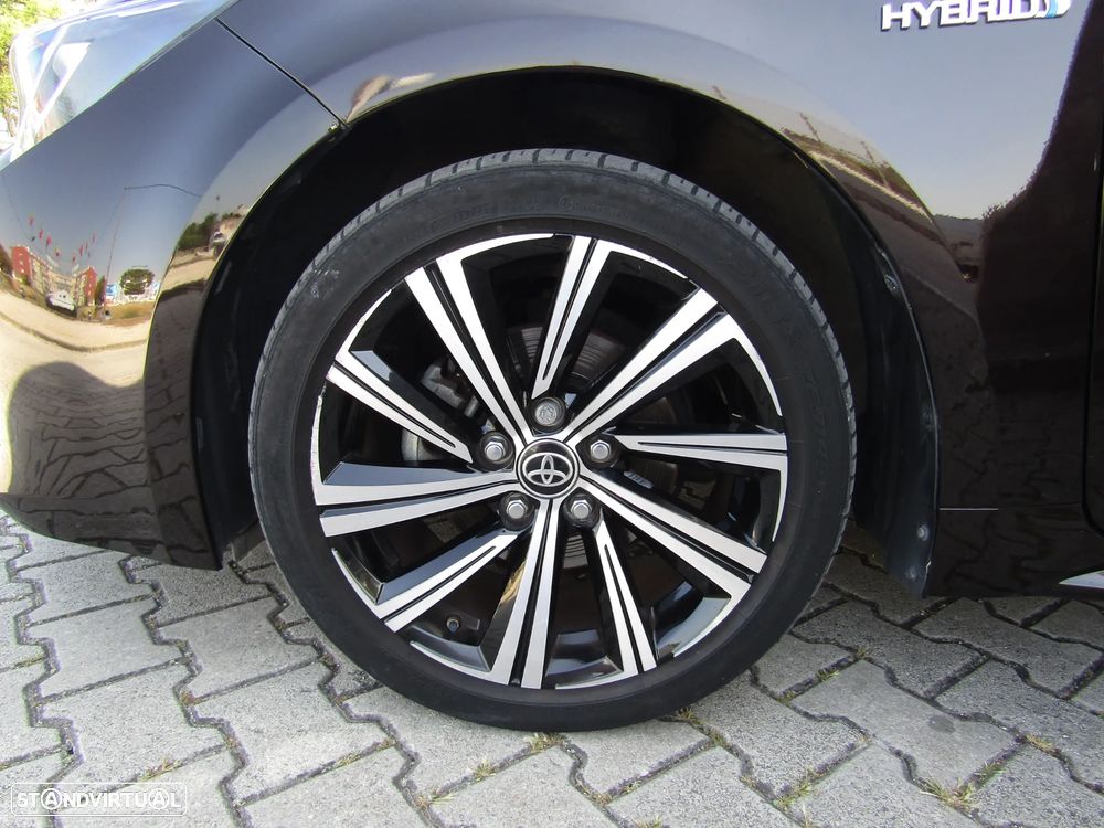 Toyota Corolla Touring Sports 1.8 Hybrid Comfort+P.Sport - 4