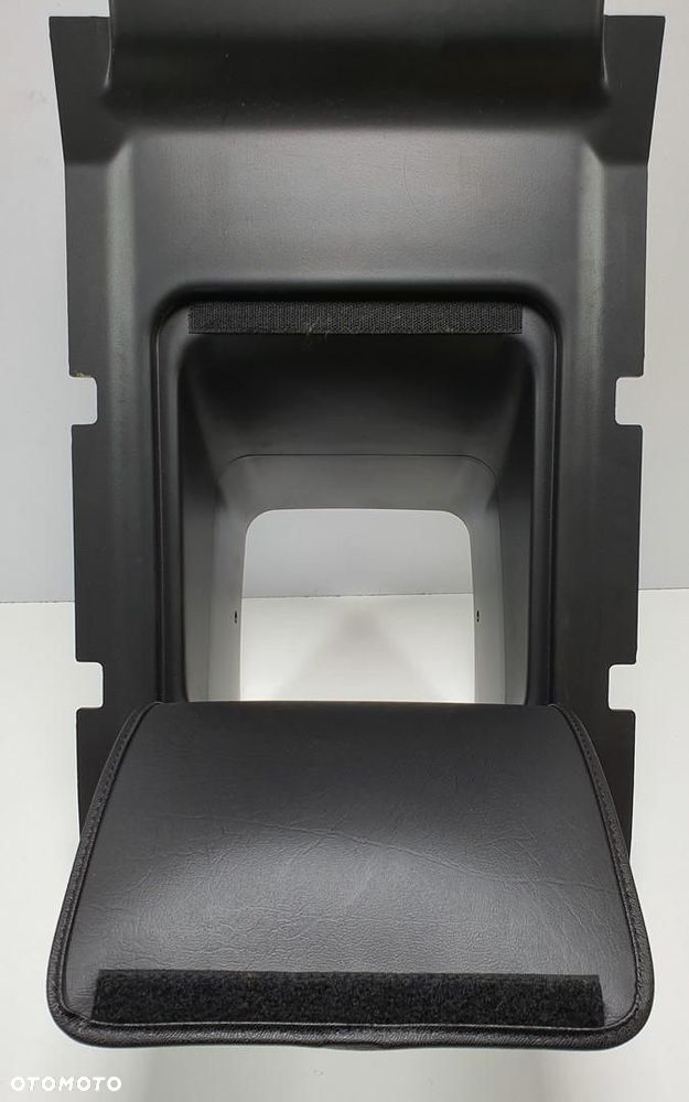 SCHOWEK NA NARTY VOLVO C70 I 8618840 - 2