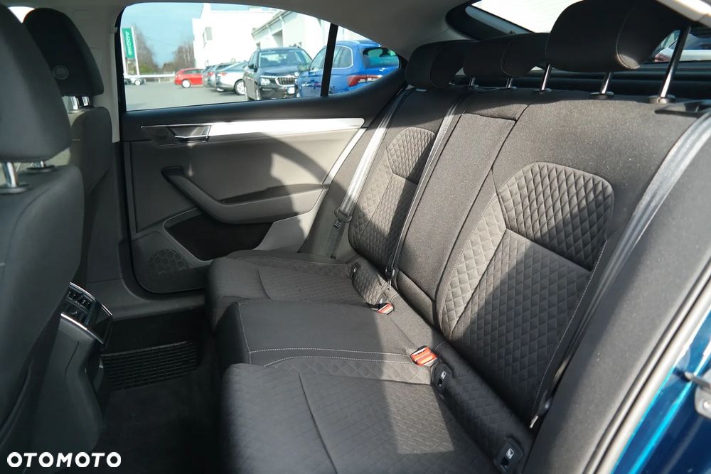 Skoda Superb 2.0 TSI Ambition DSG - 11