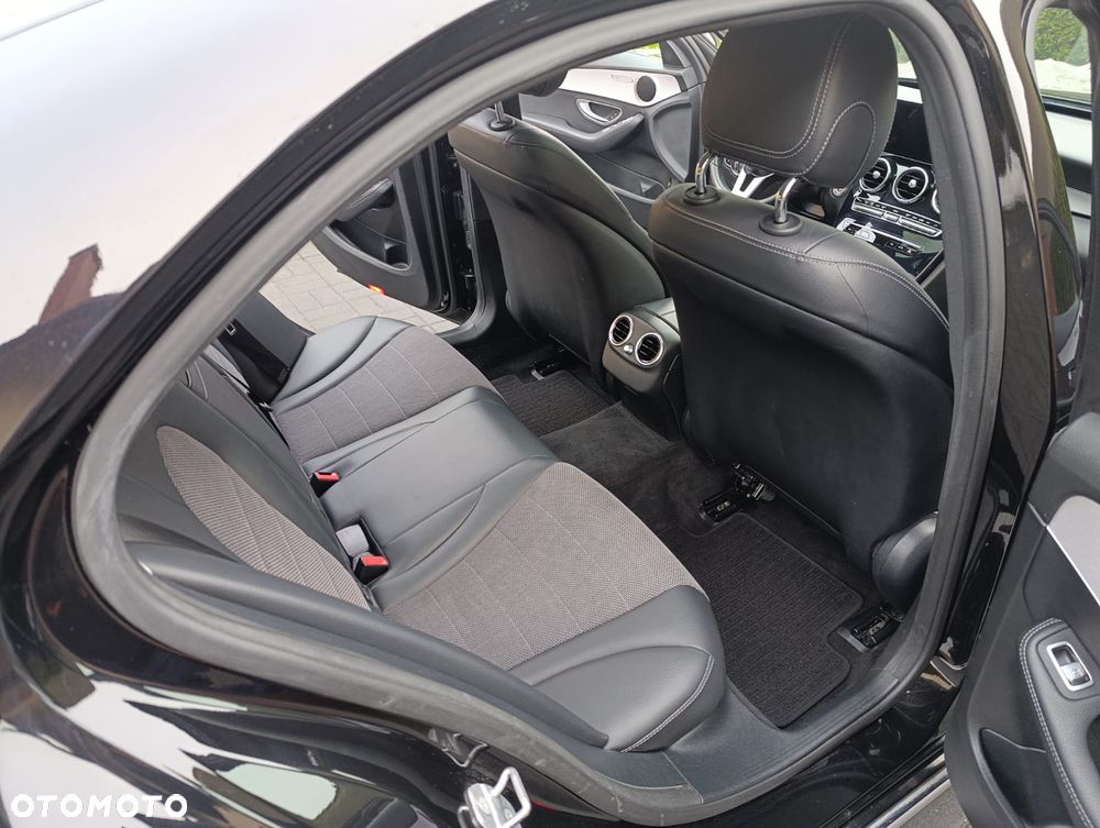 Mercedes-Benz Klasa C 220 d 9G-TRONIC - 16