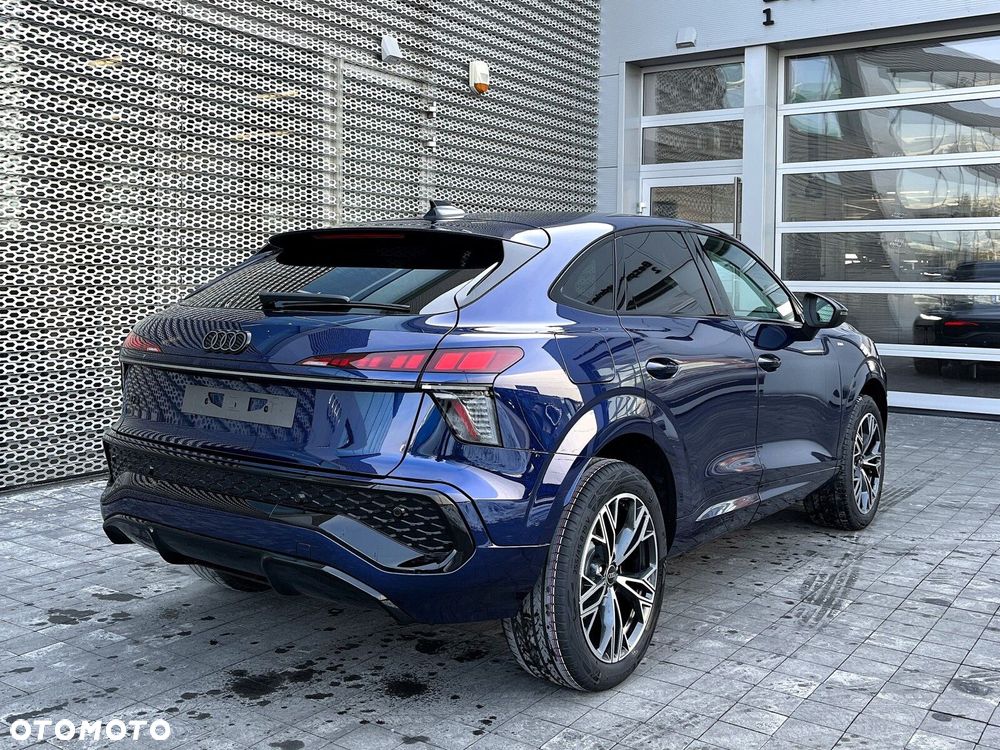 Audi Q3 Sportback - 5