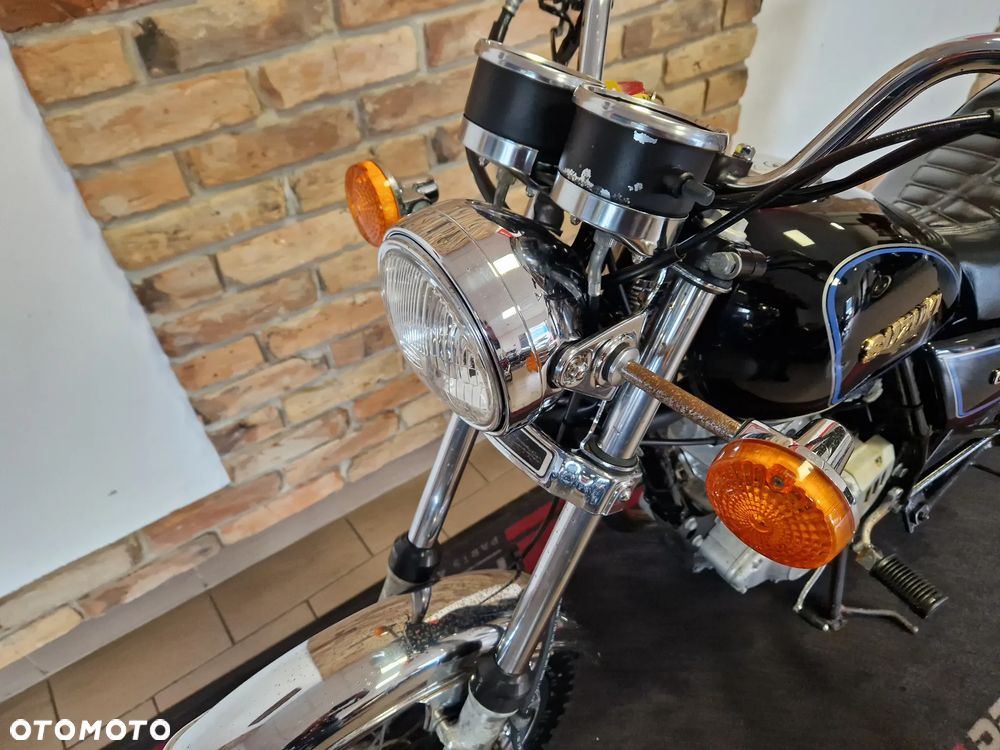 Suzuki GN - 17