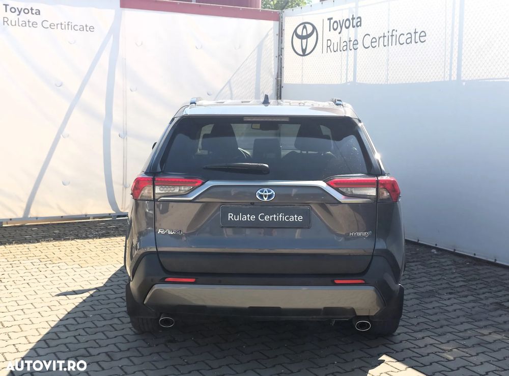 Toyota RAV4 2.5 VVT-iE 4x4 Luxury - 6