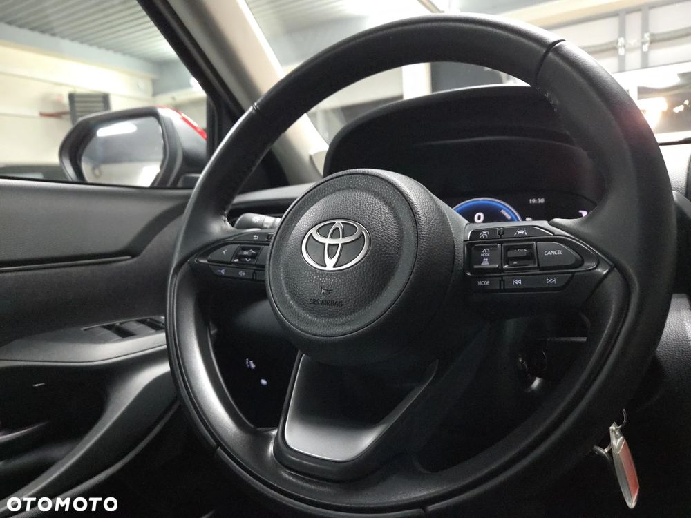 Toyota Yaris Cross Hybrid 1.5 Comfort - 26