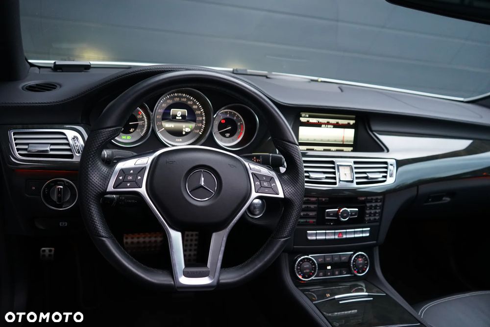 Mercedes-Benz CLS 350 BlueEff - 19