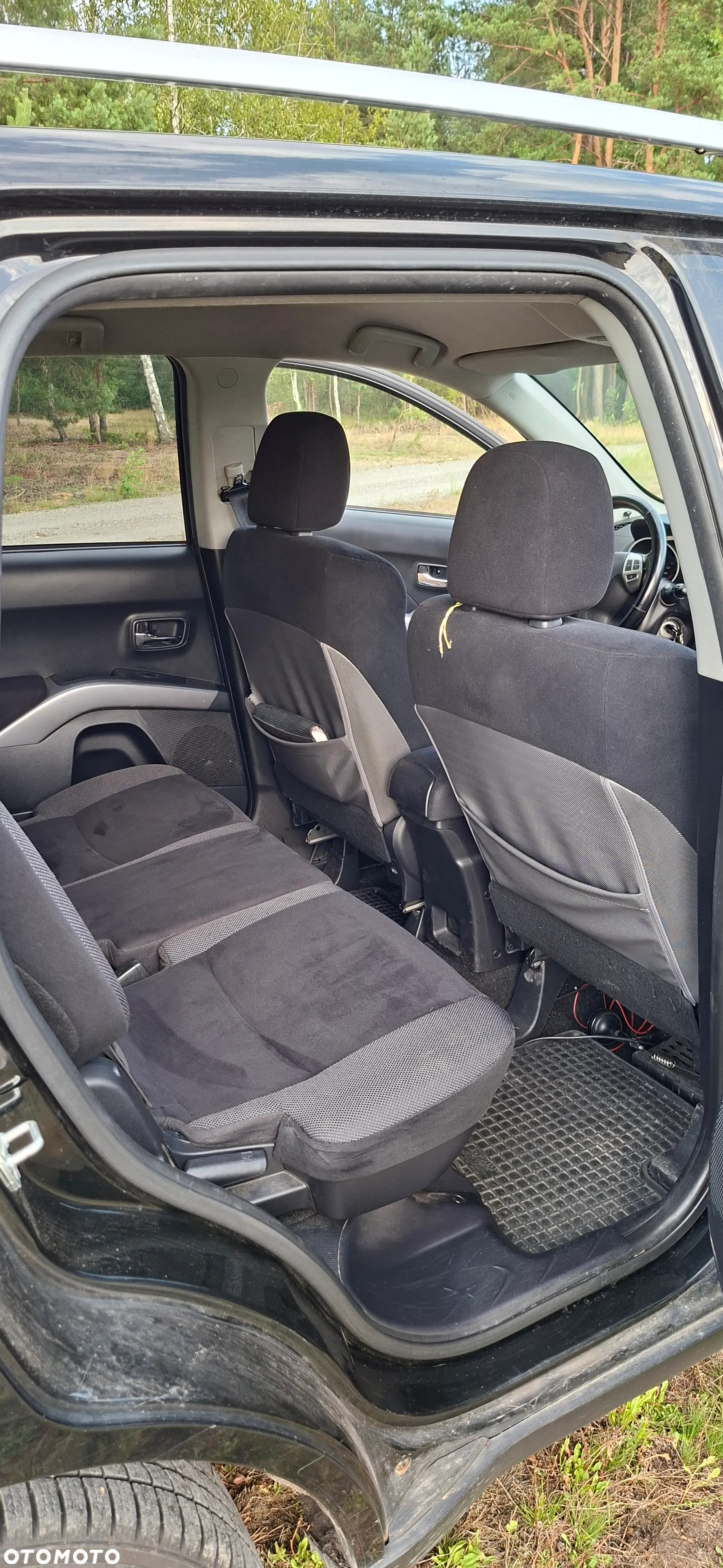 Mitsubishi Outlander - 10
