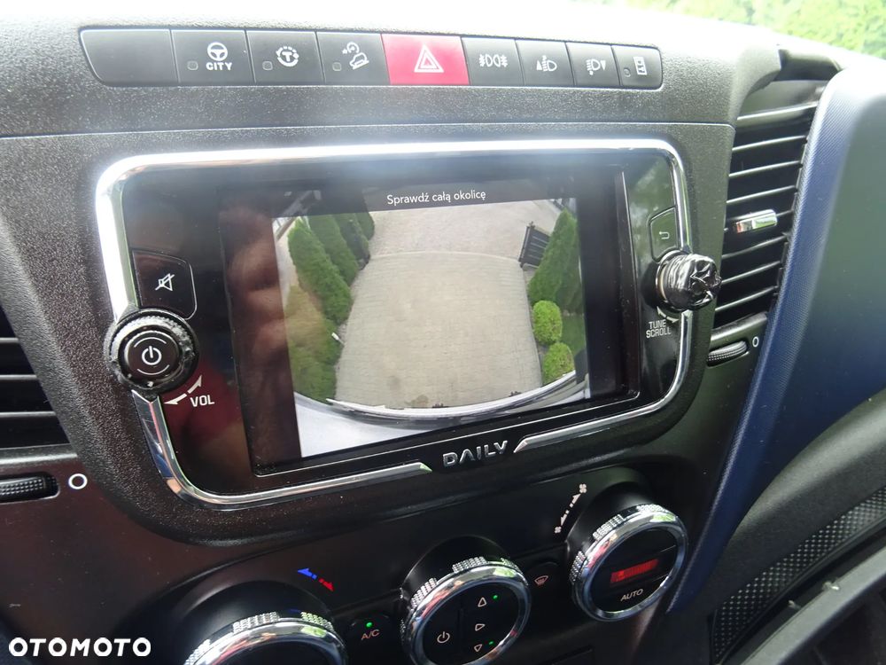 Iveco 35c18 Chłodnia + Winda 3,0 180KM Hi-Matic Klima Thermo King V500MAX Klima Piękny Stan - 23