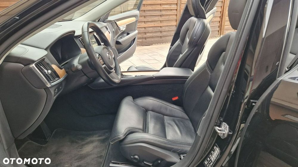 Volvo V90 - 19