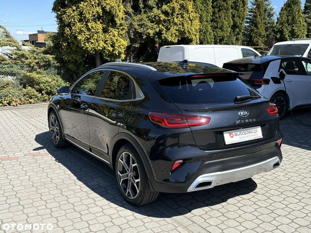 Kia XCeed 1.5 T-GDI L Business Line - 6