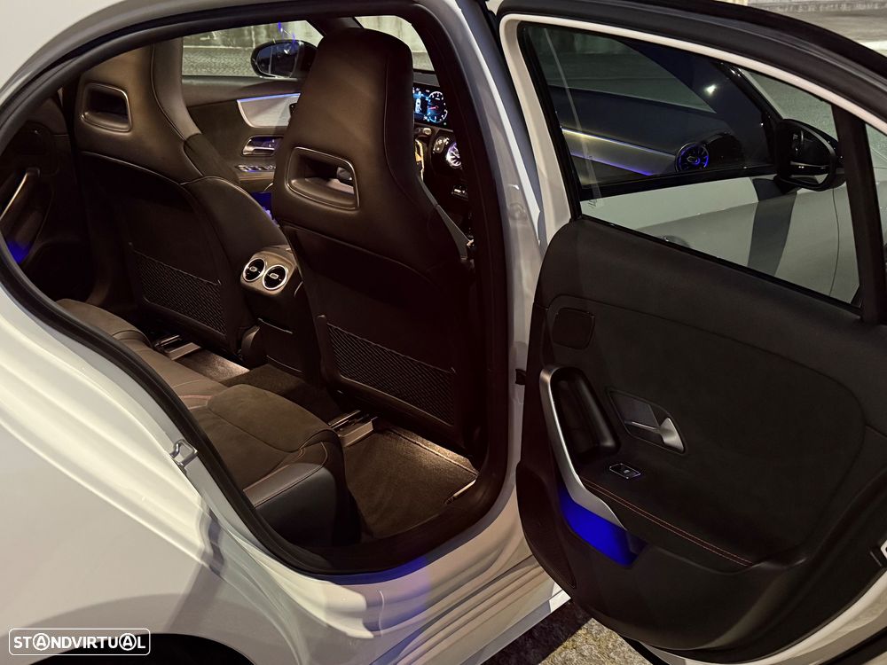 Mercedes-Benz A 200 AMG Line Aut. - 47