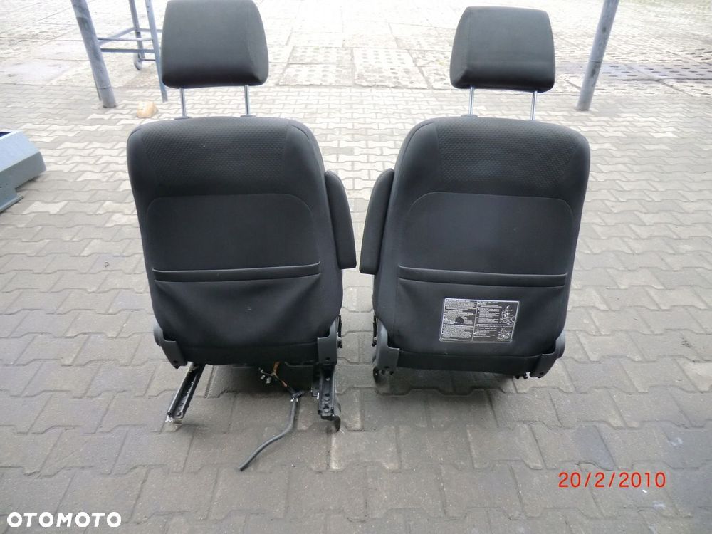 TOYOTA VERSO II 04-09 fotele przod + tyl wersja 5 osobowa - 3