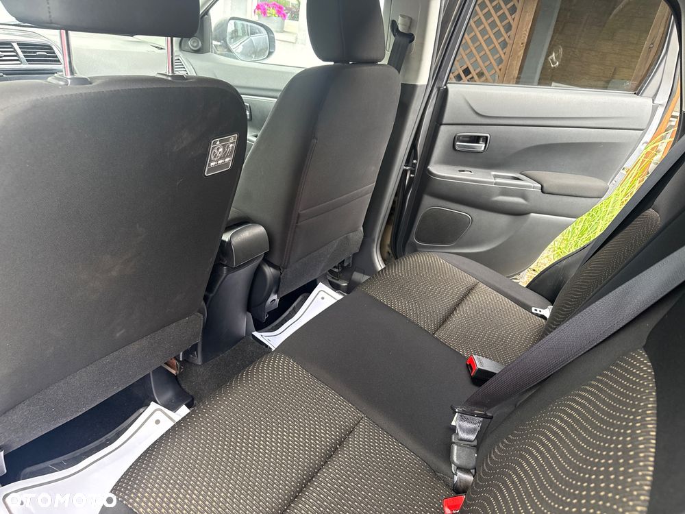 Mitsubishi ASX 1.6 Intense - 11