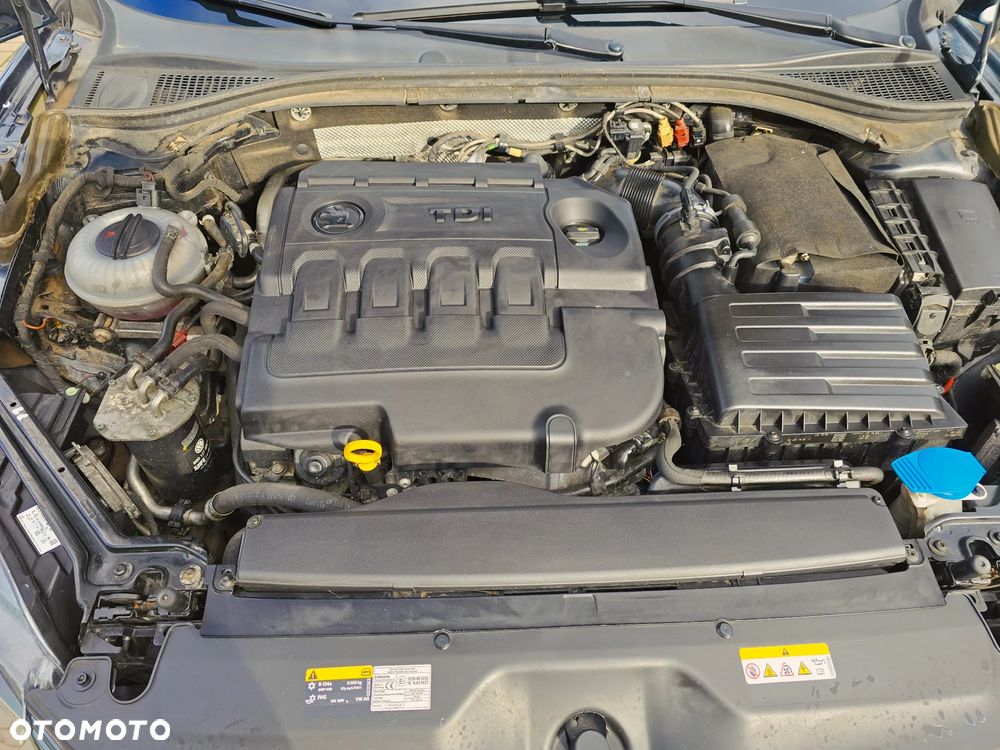 Skoda Superb 2.0 TDI DSG L&K - 13