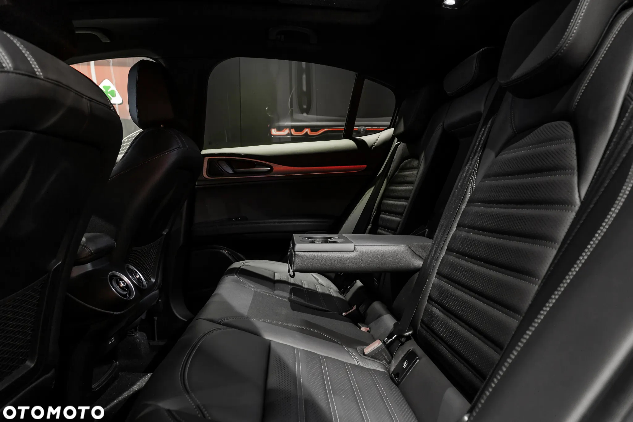 Alfa Romeo Stelvio 2.0 Turbo Veloce Q4 - 10