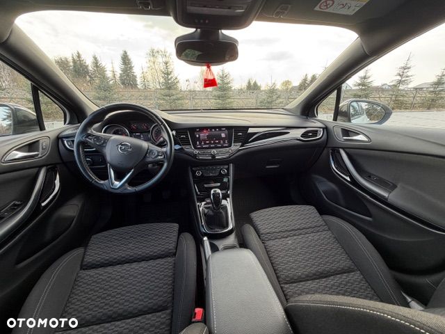 Opel Astra 1.4 T Dynamic - 4