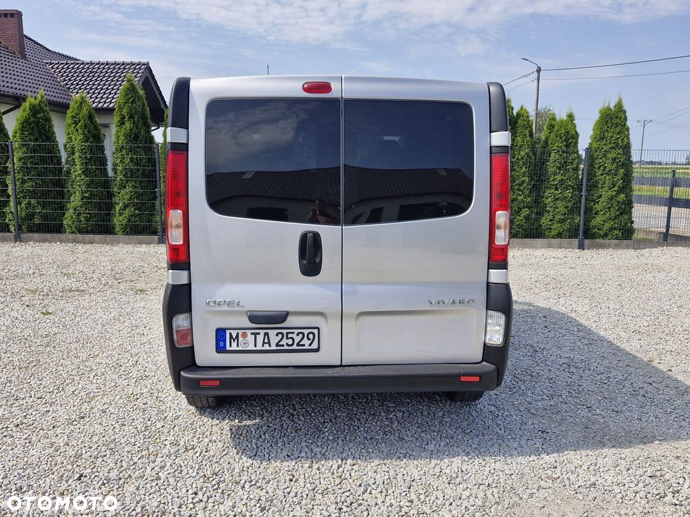 Opel Vivaro - 4