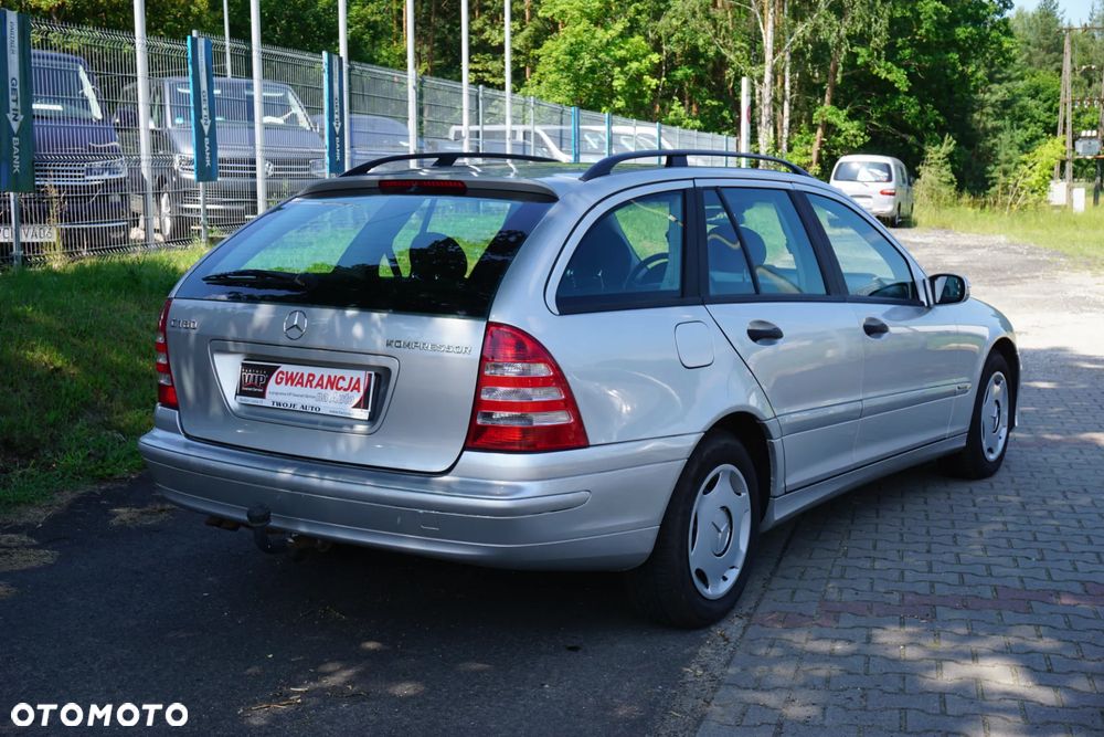 Mercedes-Benz Klasa C 180 Kompressor Classic - 3