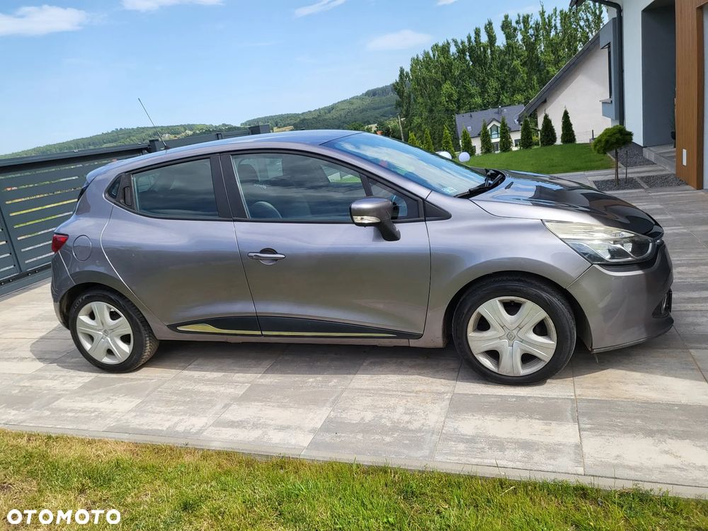 Renault Clio - 2