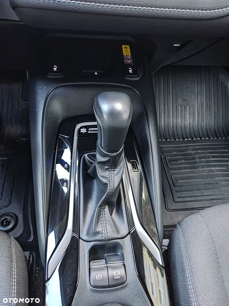 Toyota Corolla 1.8 Hybrid Comfort - 22