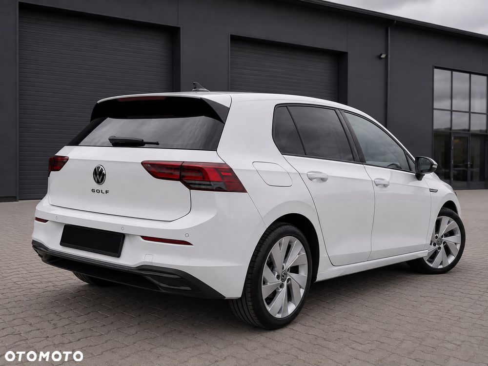 Volkswagen Golf 1.5 TSI EVO Style - 20
