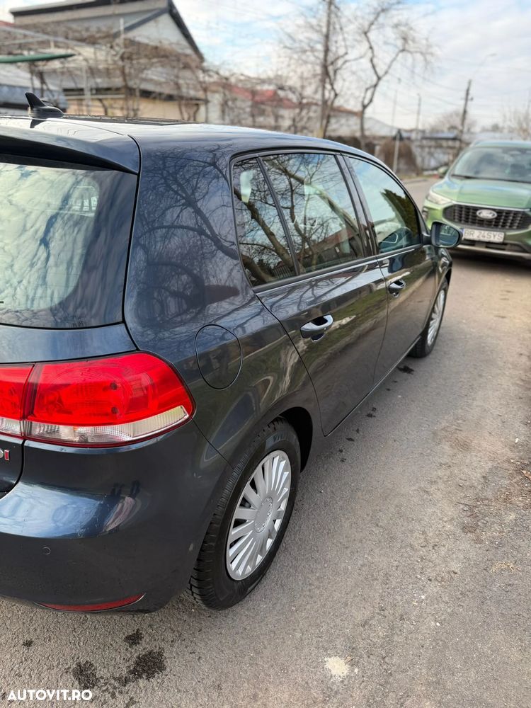 Volkswagen Golf 1.6 TDI DPF BMT DSG Comfortline - 6