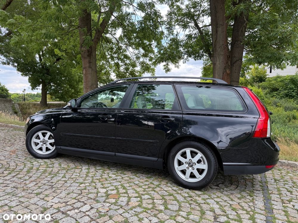 Volvo V50 1.6D - 18
