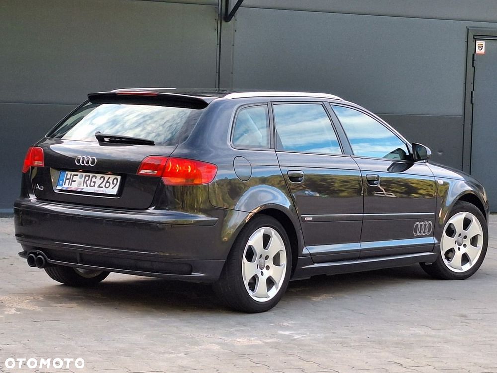 Audi A3 Sportback - 2