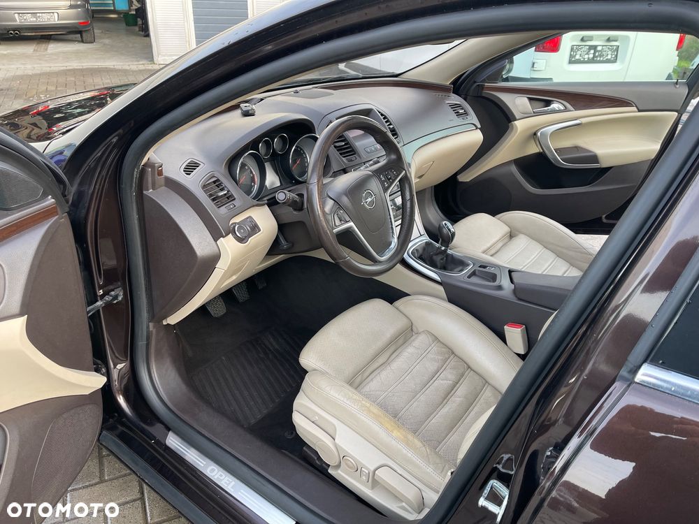 Opel Insignia 2.0 CDTI Design Edition - 23