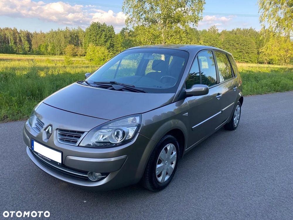 Renault Scenic - 1