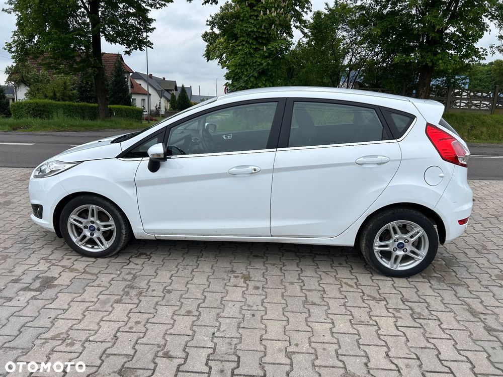 Ford Fiesta - 15