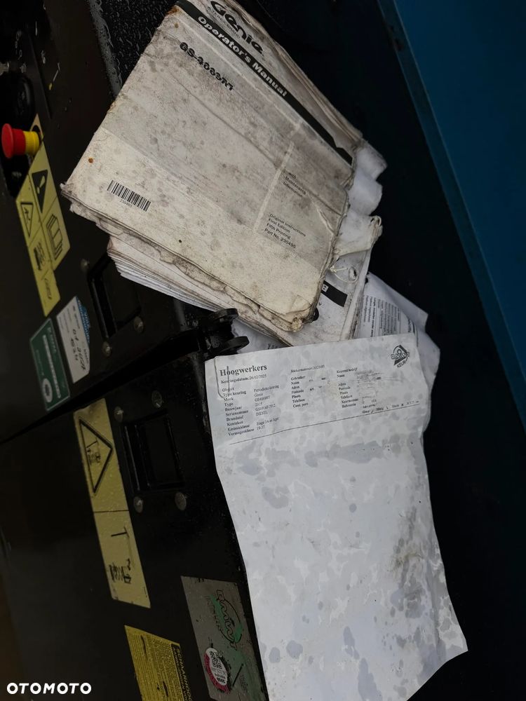 Genie Zwyżka Terenowa GS-4069RT Podnośnik Nożycowy Dźwig 14,5 metra jak Nowa z salonu! 1300 mtg. 2016 rok, Fabryczna przetwornica! 2x Gniazdo 230v góra dół. Pochodzi z Norweskiego urzędu Komuny. Zadbana! 4x4 Silnik Kubota. Zero Luzów i wycieków. Aktualne Serwisy DEKRA BMWT. Wysuwany Balkon. Sterowana z dołu i góry. Okazja Tanio !! Dokumentacja! Bez DPF, adBLUE - 8