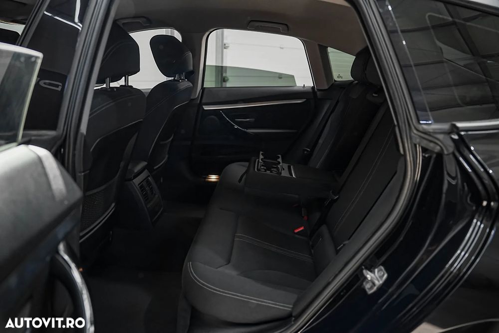 BMW Seria 3 320d xDrive Aut. Sport Line - 8