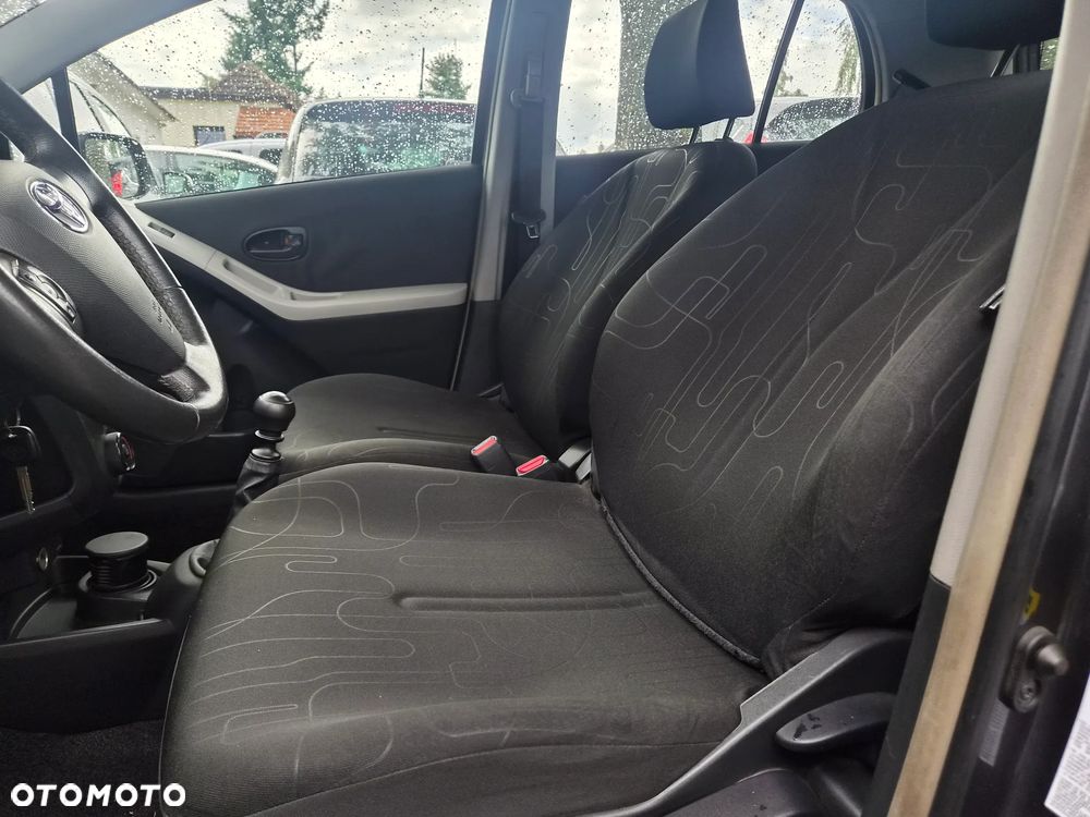 Toyota Yaris 1.33 VVT-i Sol - 16