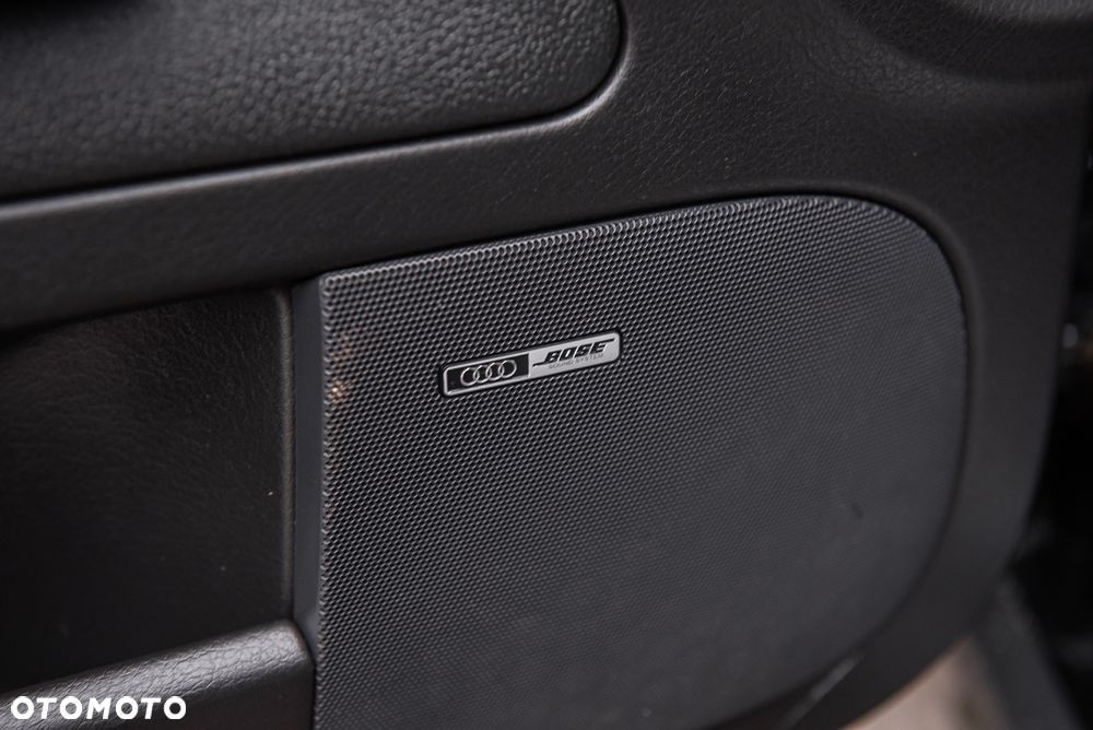 Audi A4 Avant 2.0 TDI DPF quattro - 22