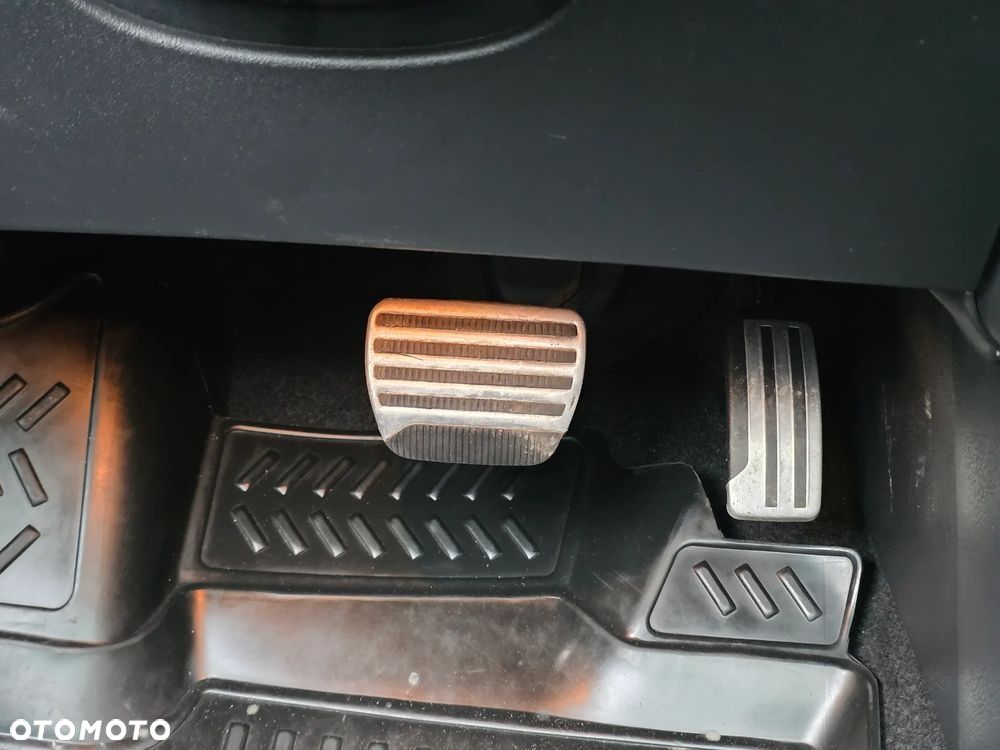 Nissan Qashqai 2.0 Acenta Pack CVT - 27
