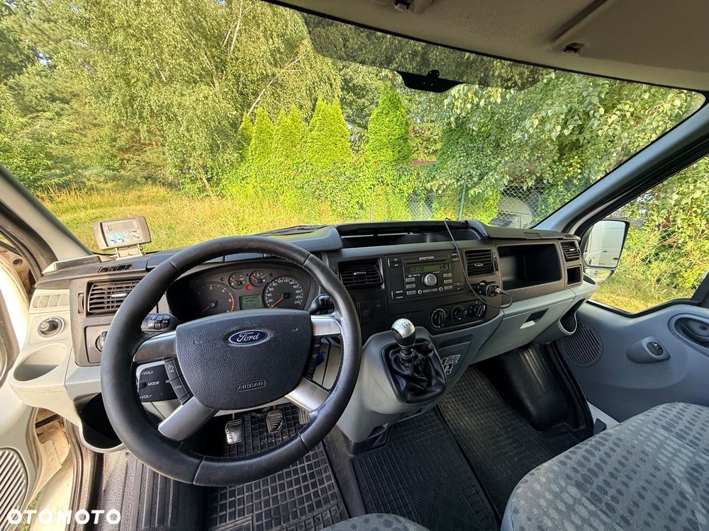 Ford Transit - 16