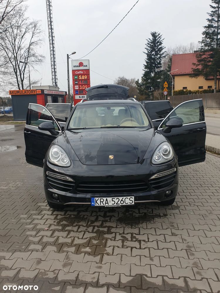 Porsche Cayenne - 26