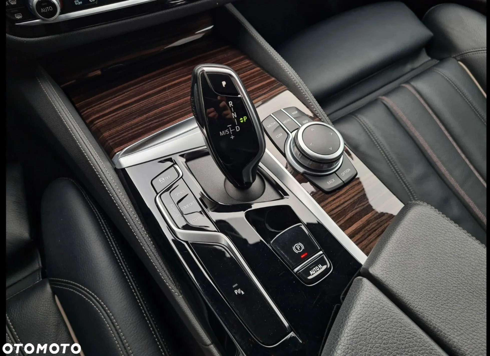 BMW Seria 5 520d Luxury Line - 16