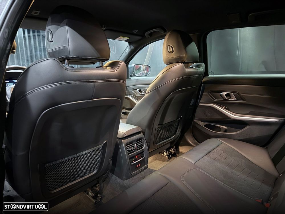 BMW 320 e Line Sport Auto - 30